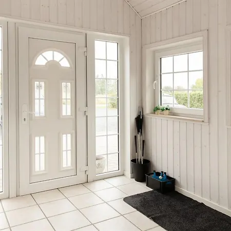 Emelita - 900m From The Sea By Interhome * Bøtø By