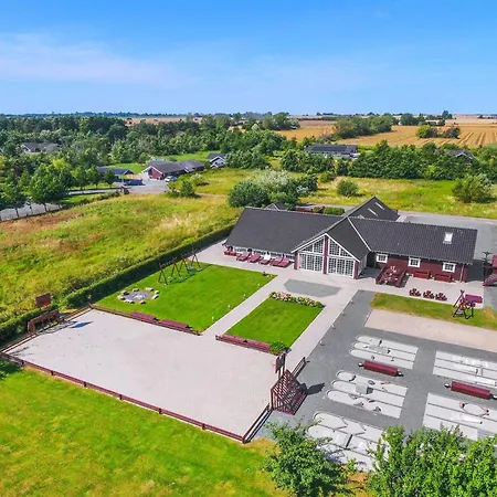 Emelita - 900m From The Sea By Interhome * Bøtø By